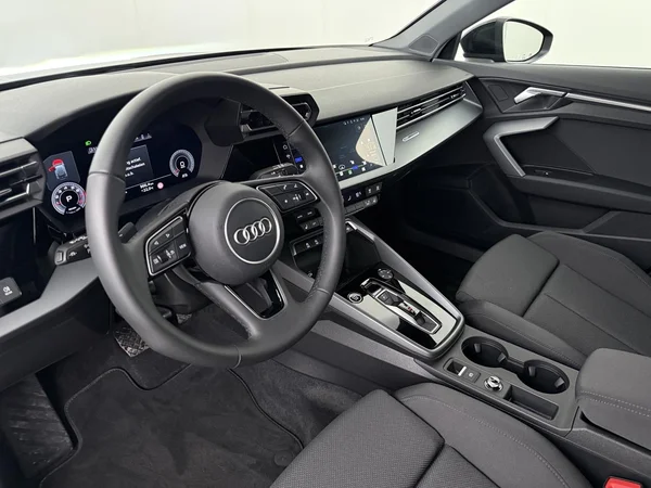AUDI A3 Sportback (2025) — foto 15 van 18
