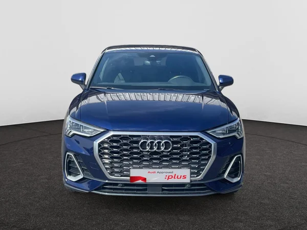 AUDI Q3 Sportback (2024) — foto 19 van 20