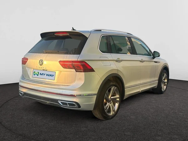 VOLKSWAGEN Tiguan Dsl (2023) — foto 2 van 20