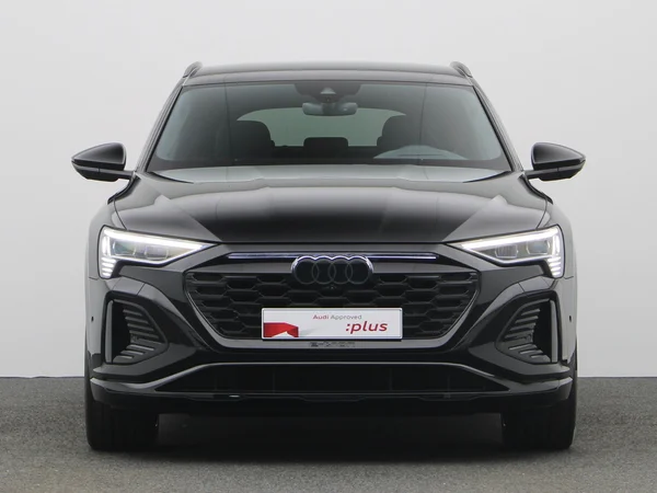 AUDI Q8 e-tron Sportback (2025) — foto 19 van 24