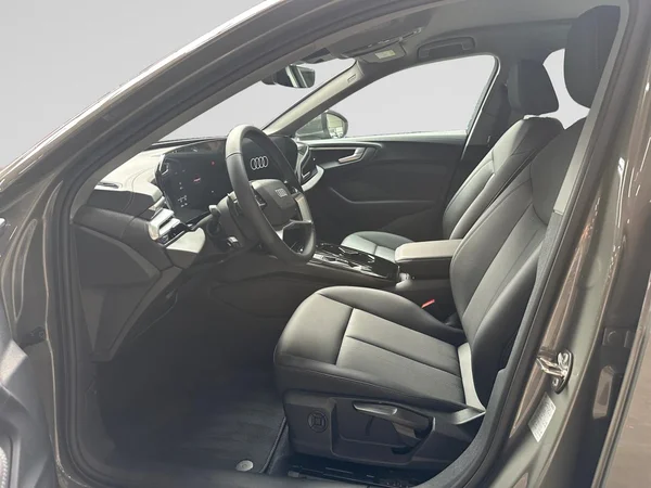 AUDI A5 Avant e-hybrid (PHEV) (2026) — foto 2 van 23