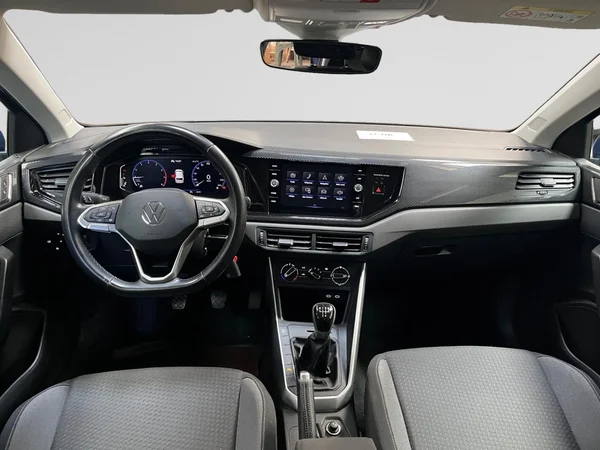 VOLKSWAGEN Polo (2022) — foto 7 van 15