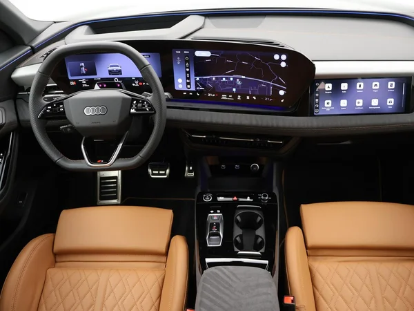 AUDI Q6 e-tron (2026) — foto 3 van 27