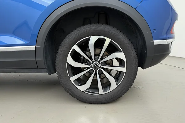 Volkswagen T-Roc (2024) — foto 13 van 16