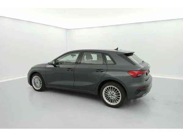 AUDI A3 Sportback (2021) — foto 7 van 36