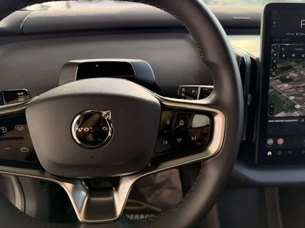Volvo EX30 (2024) — foto 9 van 20