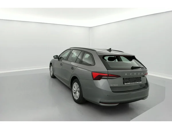 SKODA Octavia Combi (2025) — foto 22 van 36