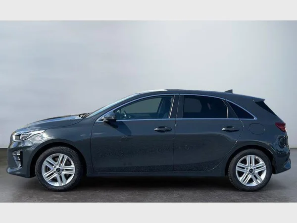 Kia CEED (2020) — foto 27 van 29