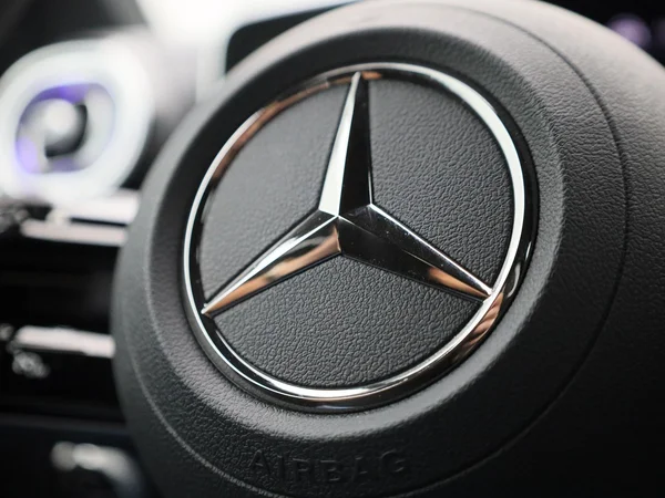 Mercedes-Benz GLC (2025) — foto 29 van 48
