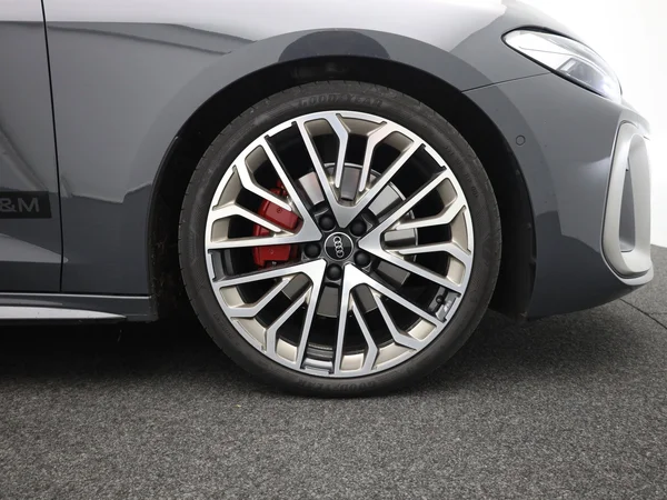 AUDI A5 Avant (2025) — foto 6 van 33