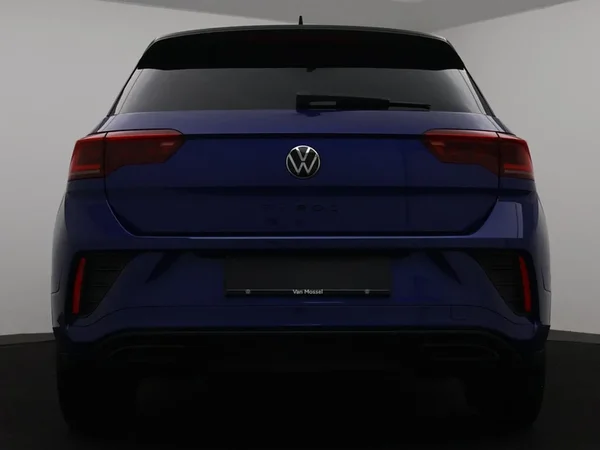 Volkswagen T-Roc (2023) — foto 4 van 26