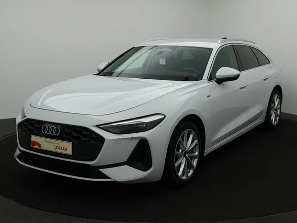 AUDI A5 Avant e-hybrid (PHEV) (2026) — foto 1 van 30