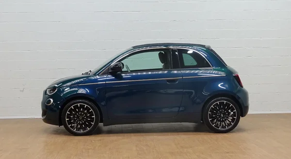 Fiat 500C (2026) — foto 27 van 29
