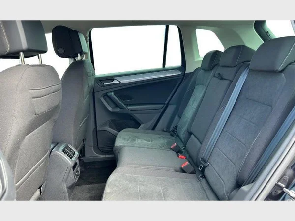 Volkswagen Tiguan (2022) — foto 3 van 30