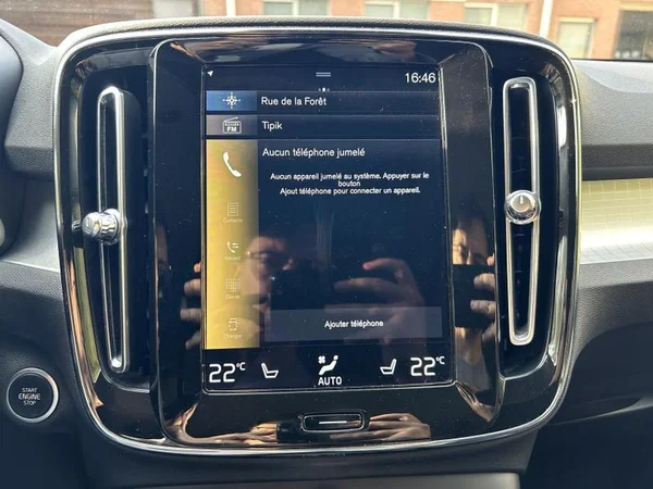 VOLVO XC40 (2022) — foto 16 van 30