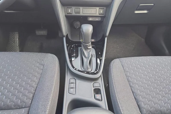Toyota Yaris Cross Hybrid (HEV) (2026) — foto 9 van 26
