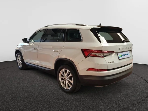 SKODA Kodiaq (2022) — foto 17 van 23