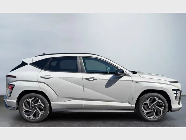 Hyundai KONA (2023) — foto 24 van 29