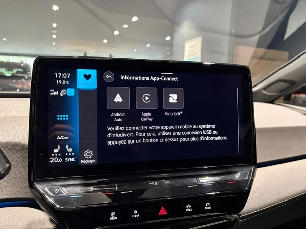 VOLKSWAGEN ID.3 (2024) — foto 4 van 18