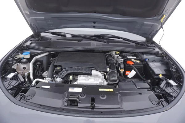 Peugeot 308 (2024) — foto 8 van 24