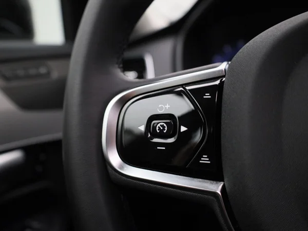 Volvo XC90 (2024) — foto 15 van 42