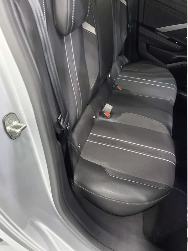 Opel Astra (2023) — foto 53 van 61