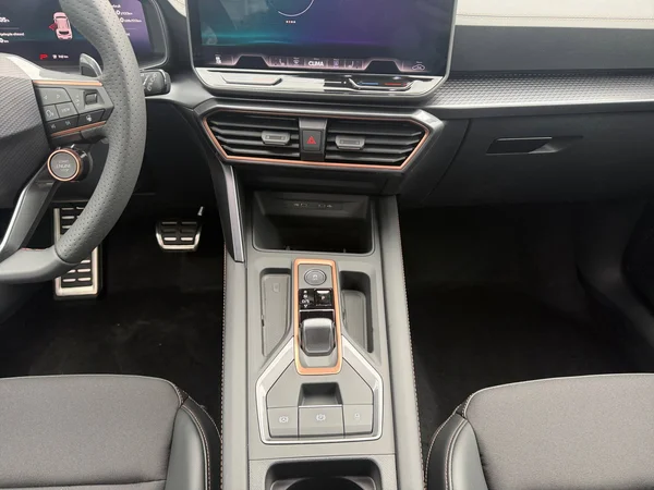 CUPRA Formentor e-Hybrid (PHEV) (2026) — foto 3 van 19