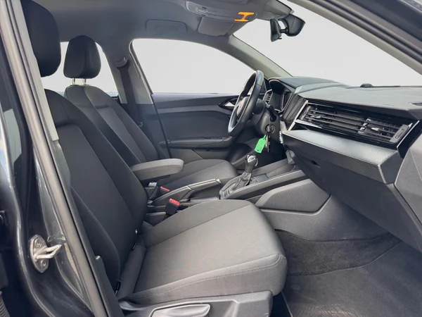 AUDI A1 Sportback (2023) — foto 8 van 24