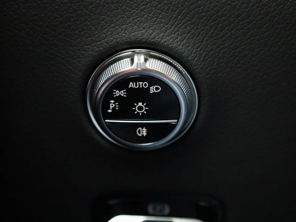 Mercedes-Benz GLC (2025) — foto 22 van 55