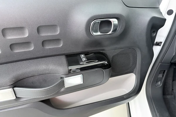 Citroen C3 (2024) — foto 8 van 19