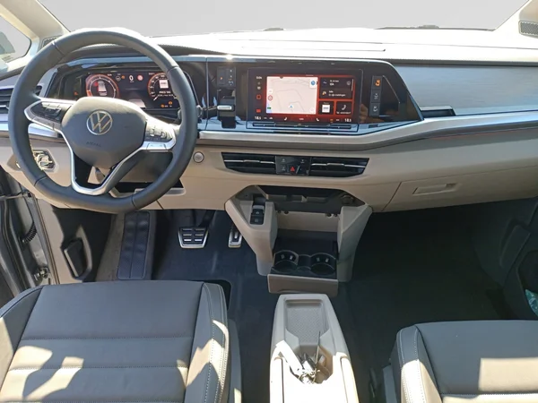 VOLKSWAGEN Multivan T7 (2026) — foto 12 van 17