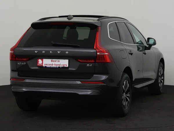 VOLVO XC60 (2022) — foto 23 van 30