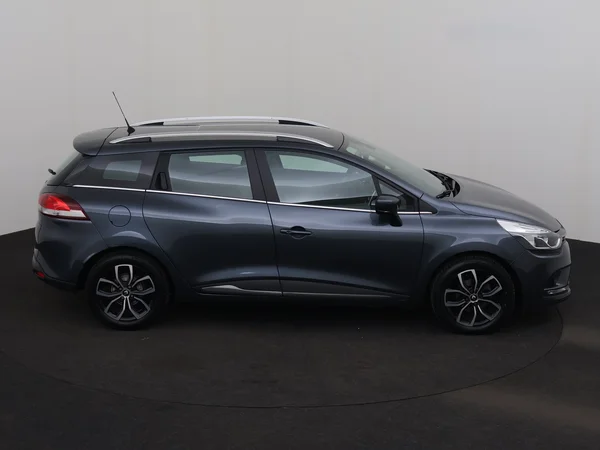 RENAULT Clio (2019) — foto 22 van 26