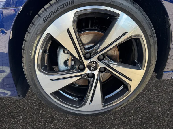 AUDI A3 Sportback (2025) — foto 4 van 16