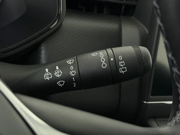 RENAULT Clio (2022) — foto 16 van 26