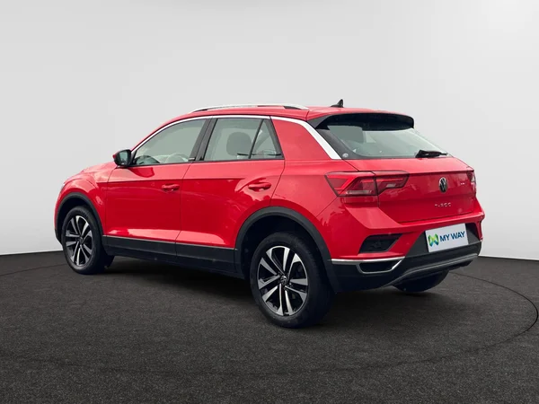 VOLKSWAGEN T-Roc (2020) — foto 9 van 16