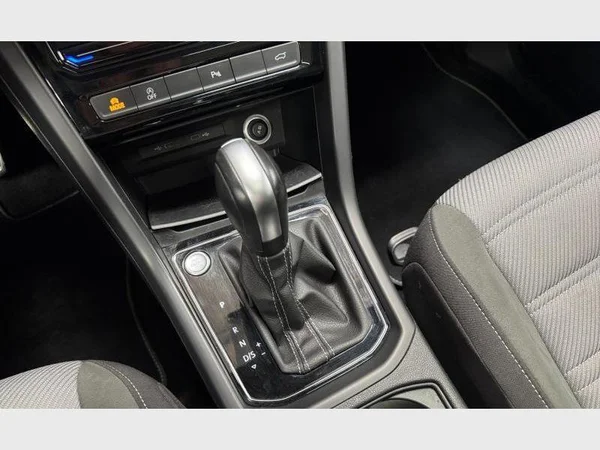 Volkswagen Touran (2024) — foto 19 van 32