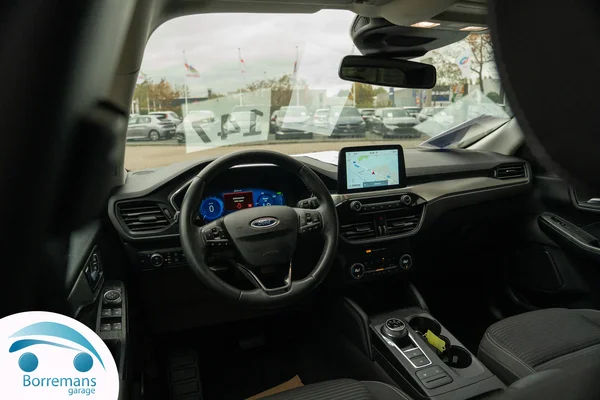 Ford Kuga (2022) — foto 20 van 33