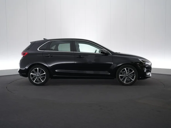 Hyundai i30 (2025) — foto 22 van 25