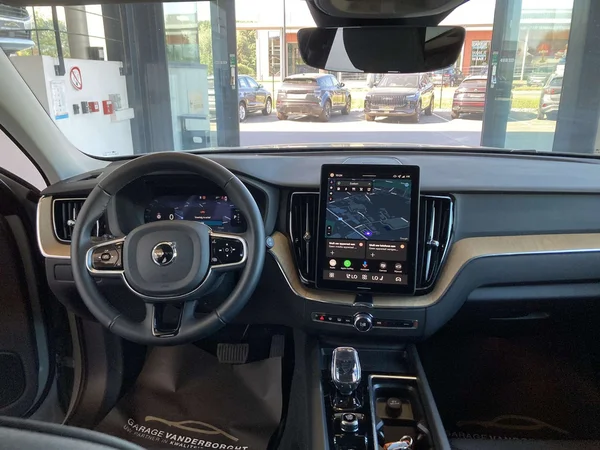 Volvo XC60 (2026) — foto 5 van 22