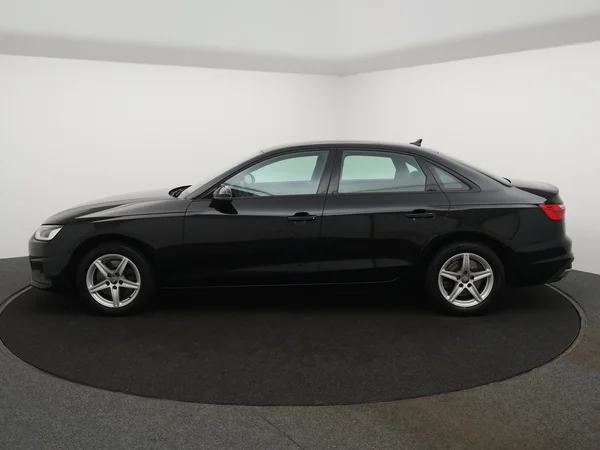 AUDI A4 (2020) — foto 17 van 25