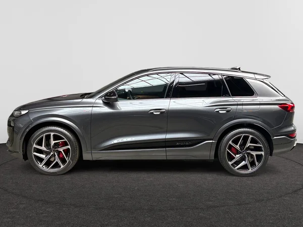 AUDI Q6 e-tron (2026) — foto 12 van 24