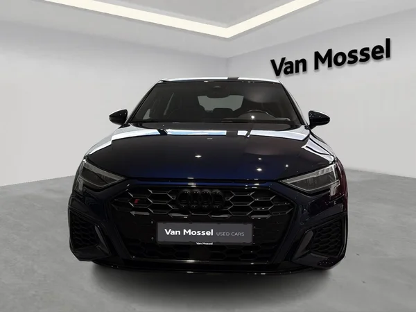 Audi S3 (2021) — foto 17 van 21