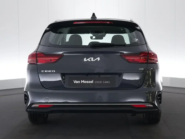 Kia cee'd (2024) — foto 17 van 22