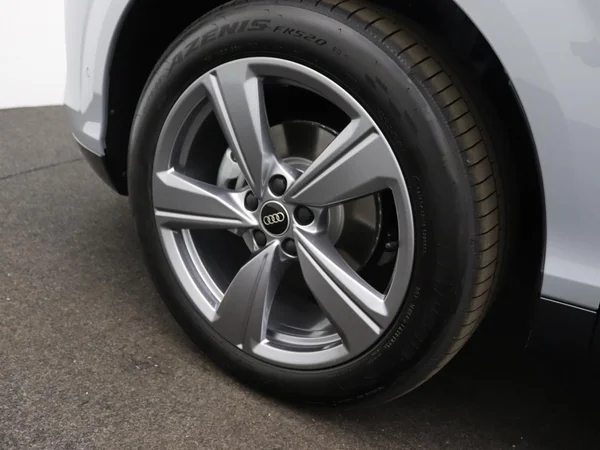 AUDI Q3 Sportback (2026) — foto 2 van 16