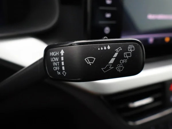 SKODA Kamiq (2024) — foto 7 van 26