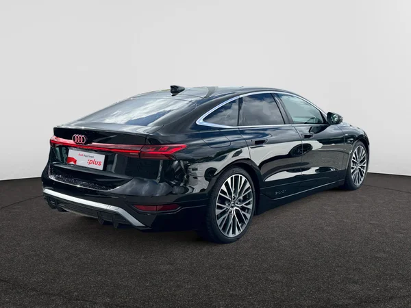 AUDI A6 Sportback e-tron (2025) — foto 8 van 24