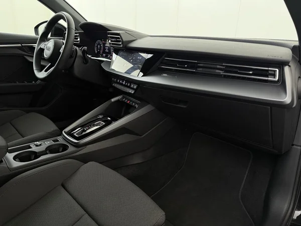 AUDI A3 Sportback (2025) — foto 10 van 18