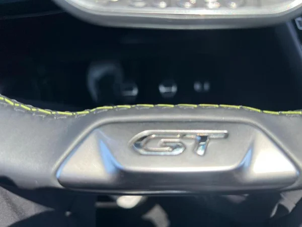 PEUGEOT 208 Dsl (2023) — foto 8 van 24
