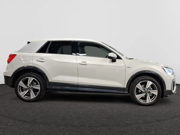 AUDI Q2 (2025) — foto 4 van 24